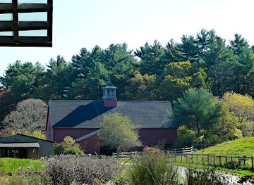 massachusetts/metrowest/attraction/mass-audubon-s-drumlin-farm