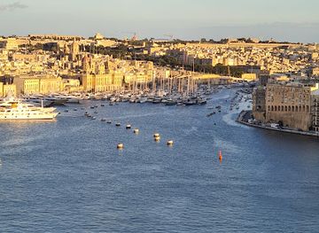 malta/harbour-area/attraction/st-john-s-bastion