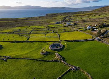 ireland/county-kerry/attraction/loher-stone-fort