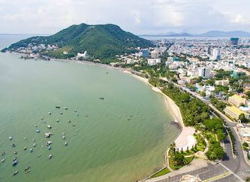 vietnam/vung-tau/attraction/front-beach