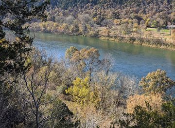 arkansas/ozark-mountains/attraction/bull-shoals-white-river-state-park