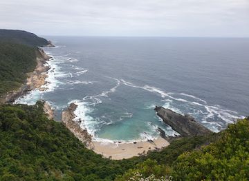 south-africa/tsitsikamma-national-park/attraction/blue-bay