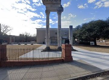 mississippi/tombigbee-national-forest/attraction/greek-columns