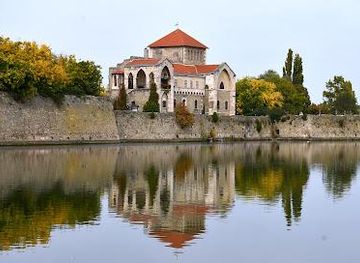 hungary/tatabanya/attraction/tata-castle