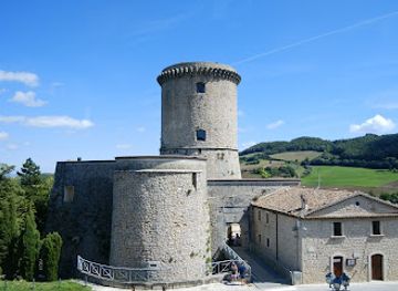 italy/molise/attraction/tower-of-riccia