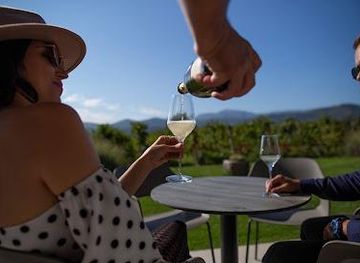 croatia/makarska/attraction/vinarija-grabovac