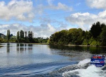new-zealand/taupo/attraction/hukafalls-jet-taupo
