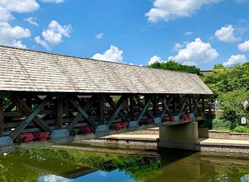 illinois/naperville/attraction/covered-bridge