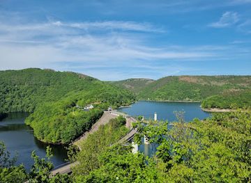 germany/eifel-national-park/attraction/urftstaumauer-obersee-urftsee