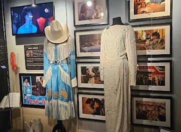 tennessee/brentwood/attraction/patsy-cline-museum