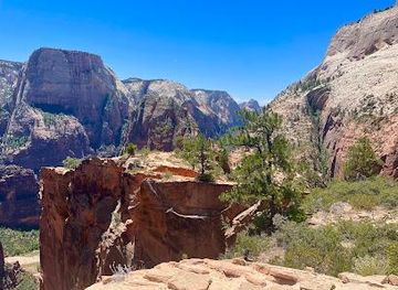 utah/cedar-city/attraction/w-rim-trail