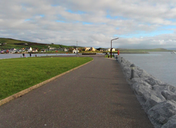 ireland/dingle/attraction/wild-atlantic-way-discovery-point-dingle-harbour