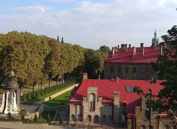ukraine/tysovets/attraction/pharmacy-museum