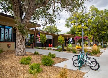 new-mexico/bandelier-national-monument/attraction/los-alamos-visitor-center