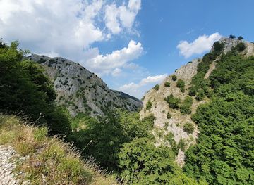 italy/molise/attraction/tibetan-bridge-roccamandolfi