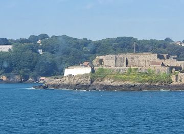 guernsey/fermain-bay/attraction/st-peter-port-harbour