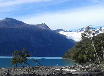 argentina/southern-patagonia/attraction/southern-spirit-lake-argentino