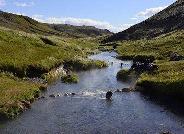 iceland/hveragerði/attraction/henglar