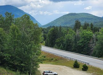 new-hampshire/white-mountains-national-forest/attraction/eisenhower-memorial-wayside-park