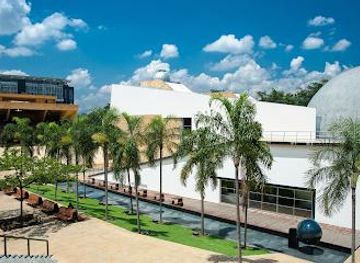 colombia/medellin/attraction/parque-de-los-deseos