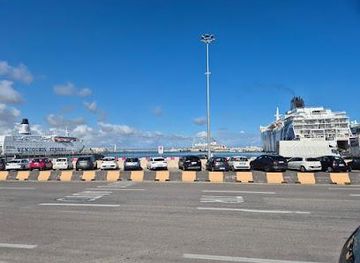 italy/bari/attraction/bari-port