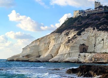 israel/rosh-hanikra/attraction/liman-nature-reserve