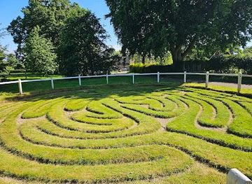 united-kingdom/northamptonshire/attraction/wing-maze