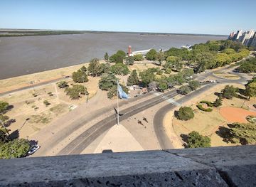argentina/litoral/attraction/monumento-historico-nacional-a-la-bandera