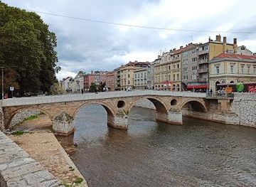 bosnia-and-herzegovina/sarajevo/attraction/latin-bridge