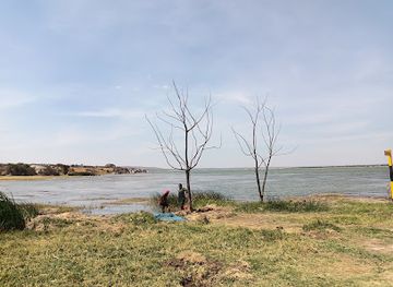 tanzania/singida/attraction/lake-singida