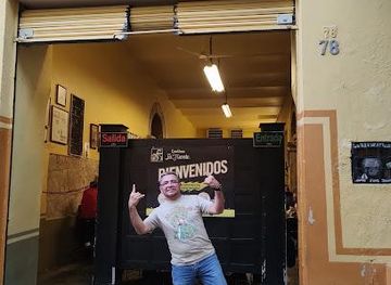 mexico/guadalajara/attraction/cantina-la-fuente