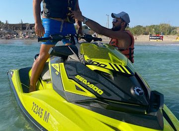 turkiye/cesme/attraction/suleyman-kasik-su-sporlari-altinkum