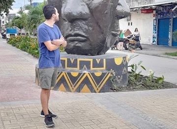 colombia/leticia/attraction/indio-monument