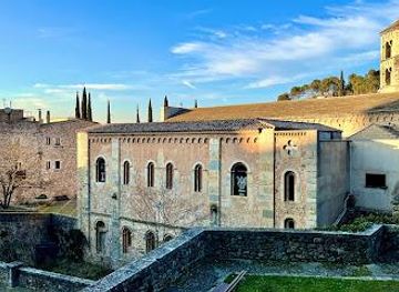 spain/costa-brava/attraction/placa-dels-jurats