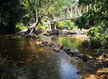 thailand/trat/attraction/tha-sen-water-fall