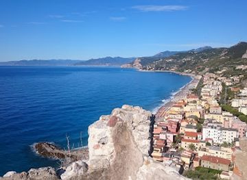 italy/liguria/attraction/torre-saracena