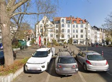 germany/cologne/nippes/attraction/gedenkbrunnen