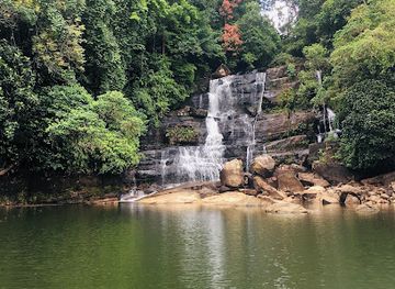 sri-lanka/western-province/attraction/labugama-falls