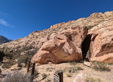 nevada/red-rock-canyon-national-conservation-area/attraction/red-rock-canyon-overlook