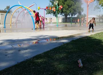 california/bakersfield/attraction/saunders-park