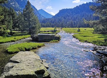 spain/aiguestortes-i-estany-de-sant-maurici-national-park/attraction/prats-d-aiguadassi