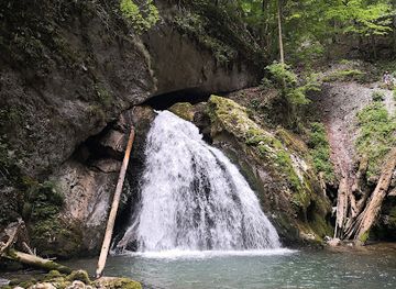 romania/bihor-mountains/attraction/cheile-galbenei