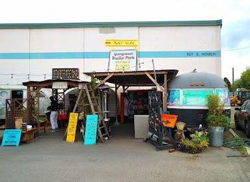 washington/olympic-national-park/attraction/georgetown-trailer-park-mall