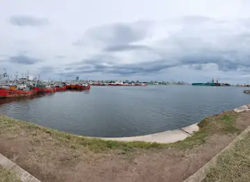 Playa La Reserva y del Puerto de Mar del Plata
