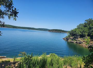 oklahoma/lake-and-trail-country/attraction/tenkiller-state-park