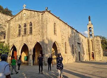 lebanon/beirut/attraction/deir-el-qamar