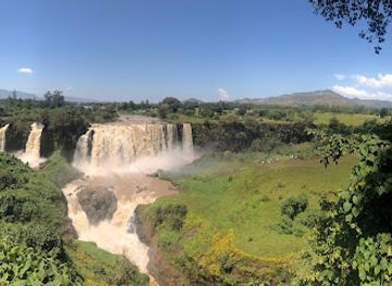 ethiopia/lake-tana/attraction/tiss-abay-falls