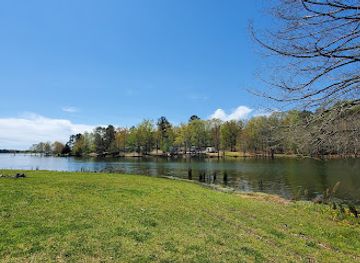mississippi/natchez-trace-parkway/attraction/trace-state-park