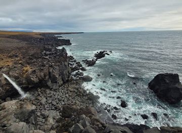 iceland/snafellsbar-area/attraction/dagverdara-waterfall