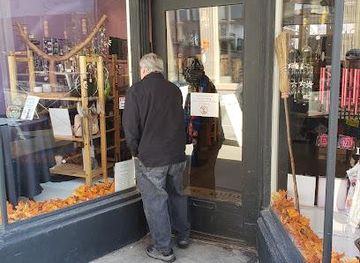 tennessee/memphis/attraction/the-broom-closet